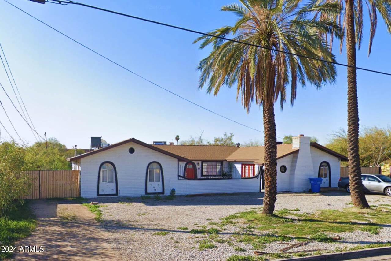 2609 Mclellan Boulevard - Photo 1