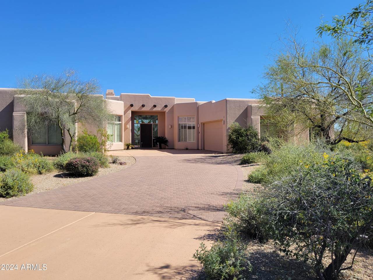 8300 Dixileta Drive - Photo 1