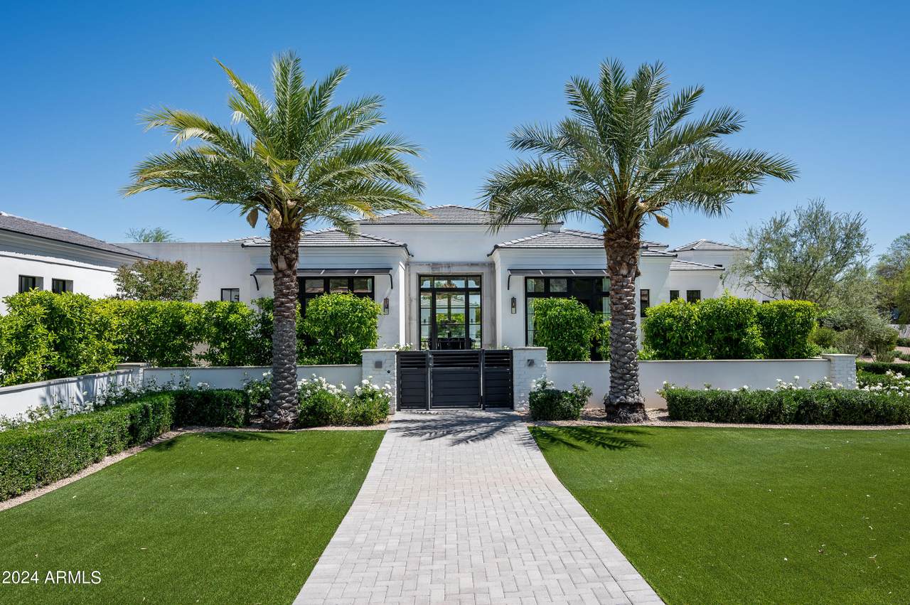 8311 53RD Street - Photo 1