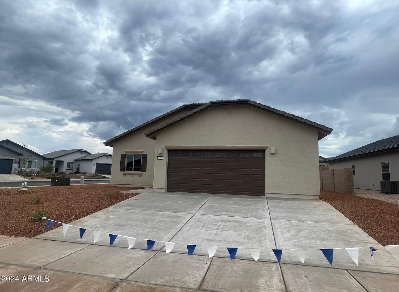 4272 Tinker Drive - Photo 1