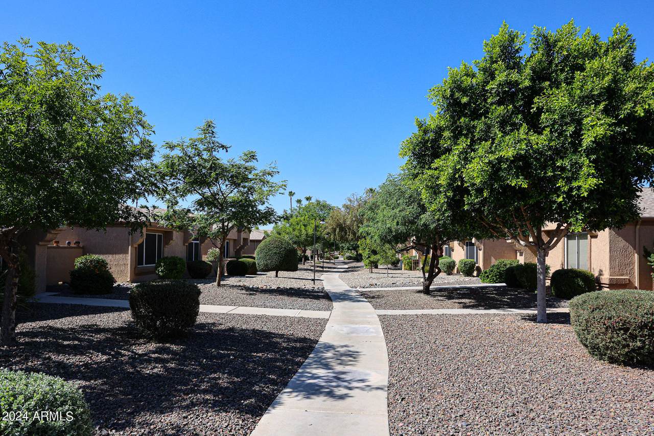 13708 Countryside Drive - Photo 1