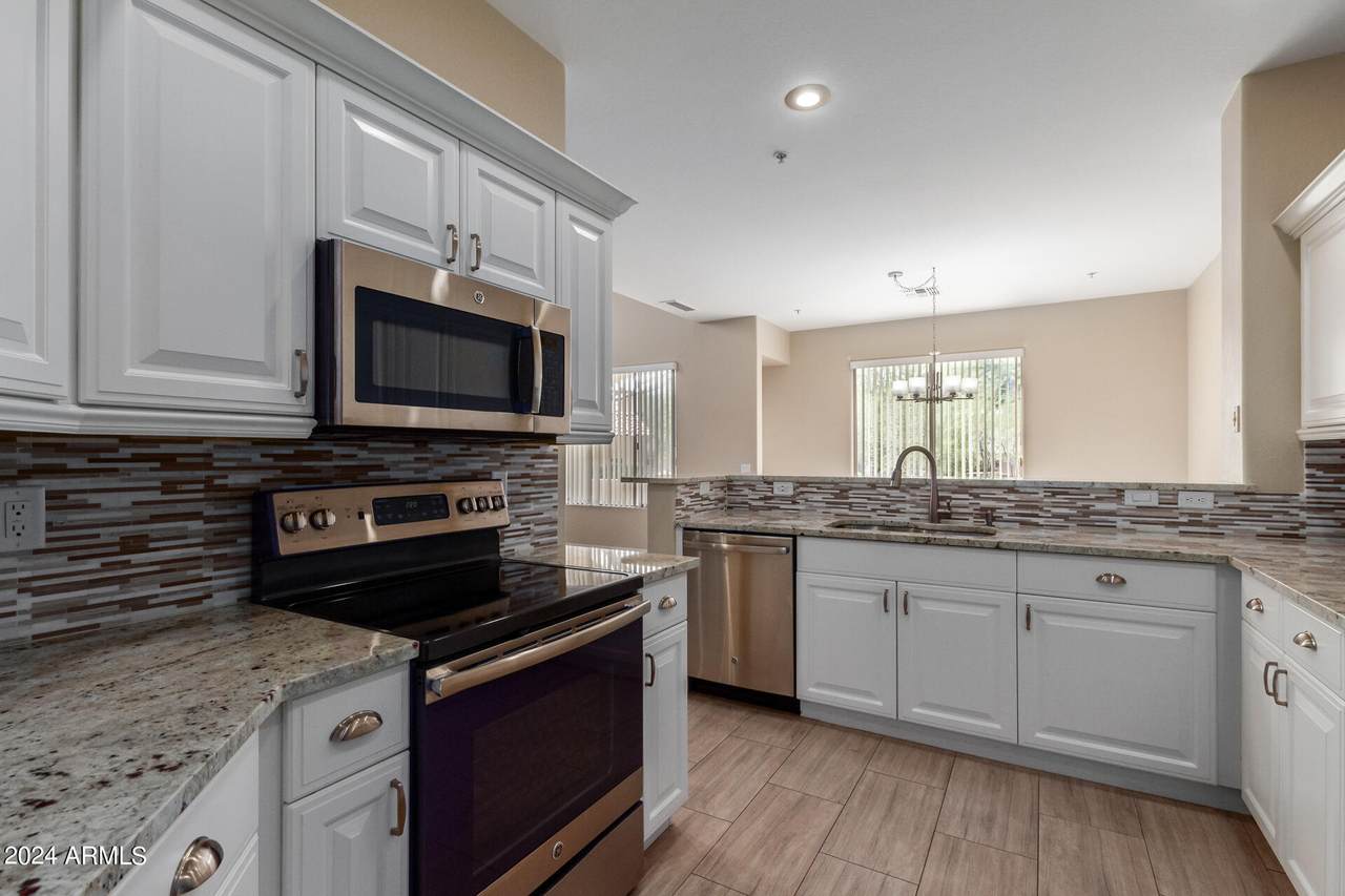19475 Grayhawk Drive - Photo 1