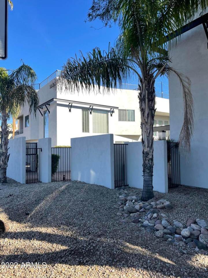 3635 68th Street - Photo 1