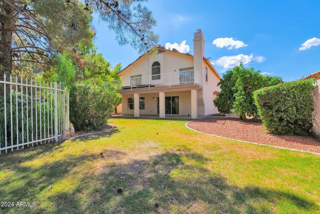 1637 Ash Drive - Photo 1