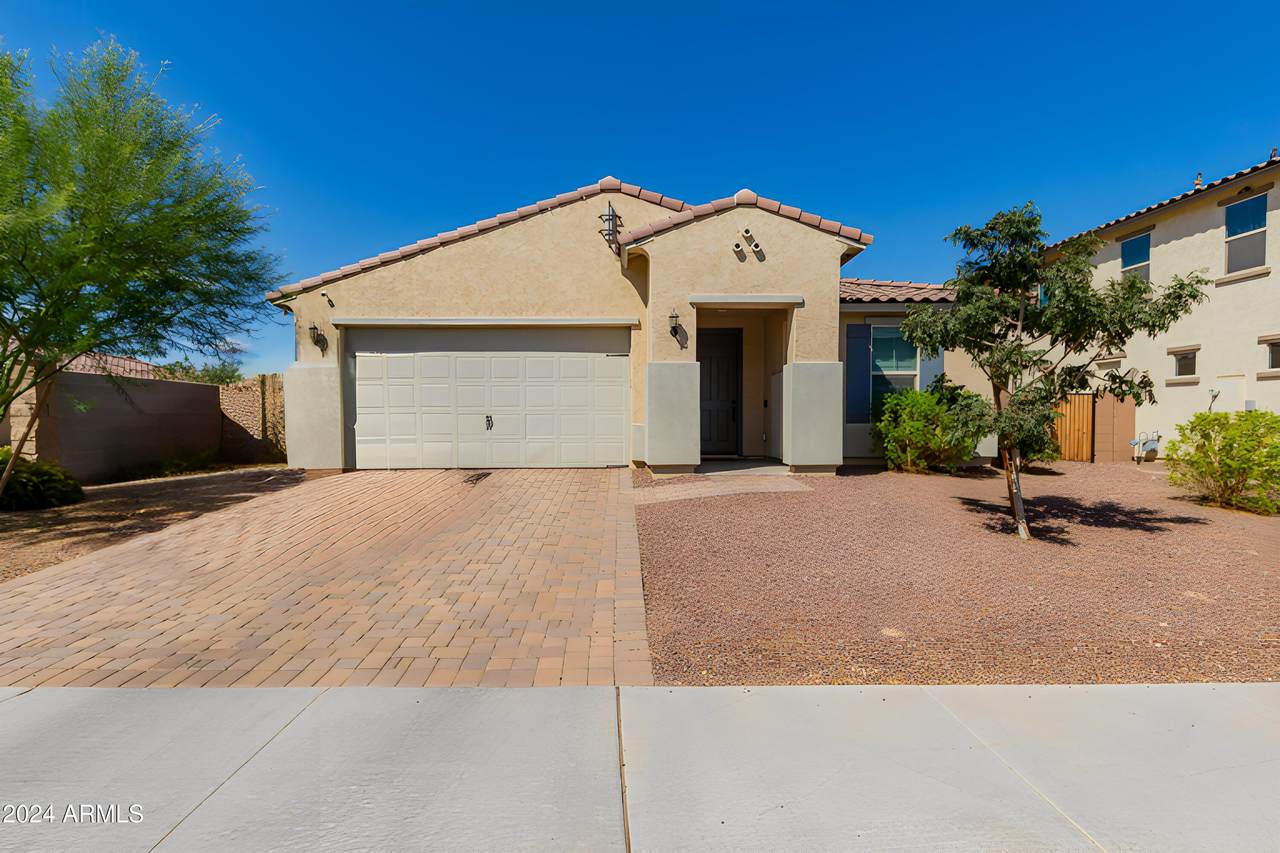 17986 Fulton Street - Photo 1