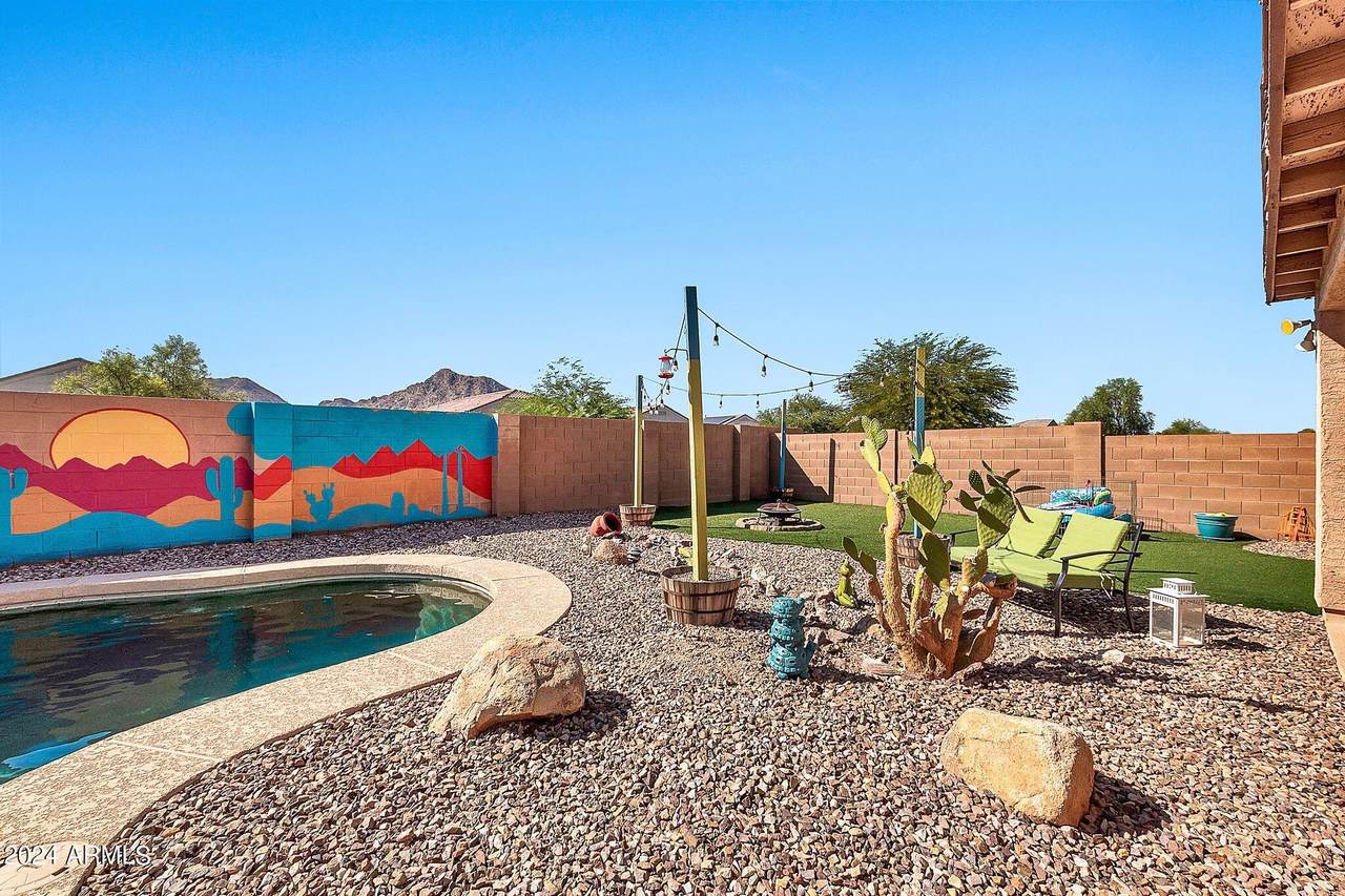 32854 Quail Avenue - Photo 1