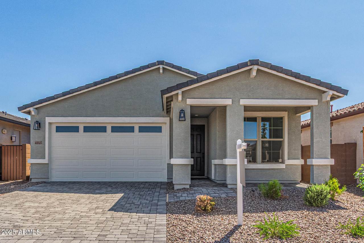 40025 Elm Drive - Photo 1