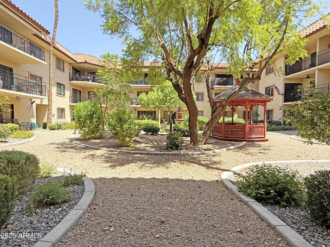 10330 Thunderbird Boulevard - Photo 1