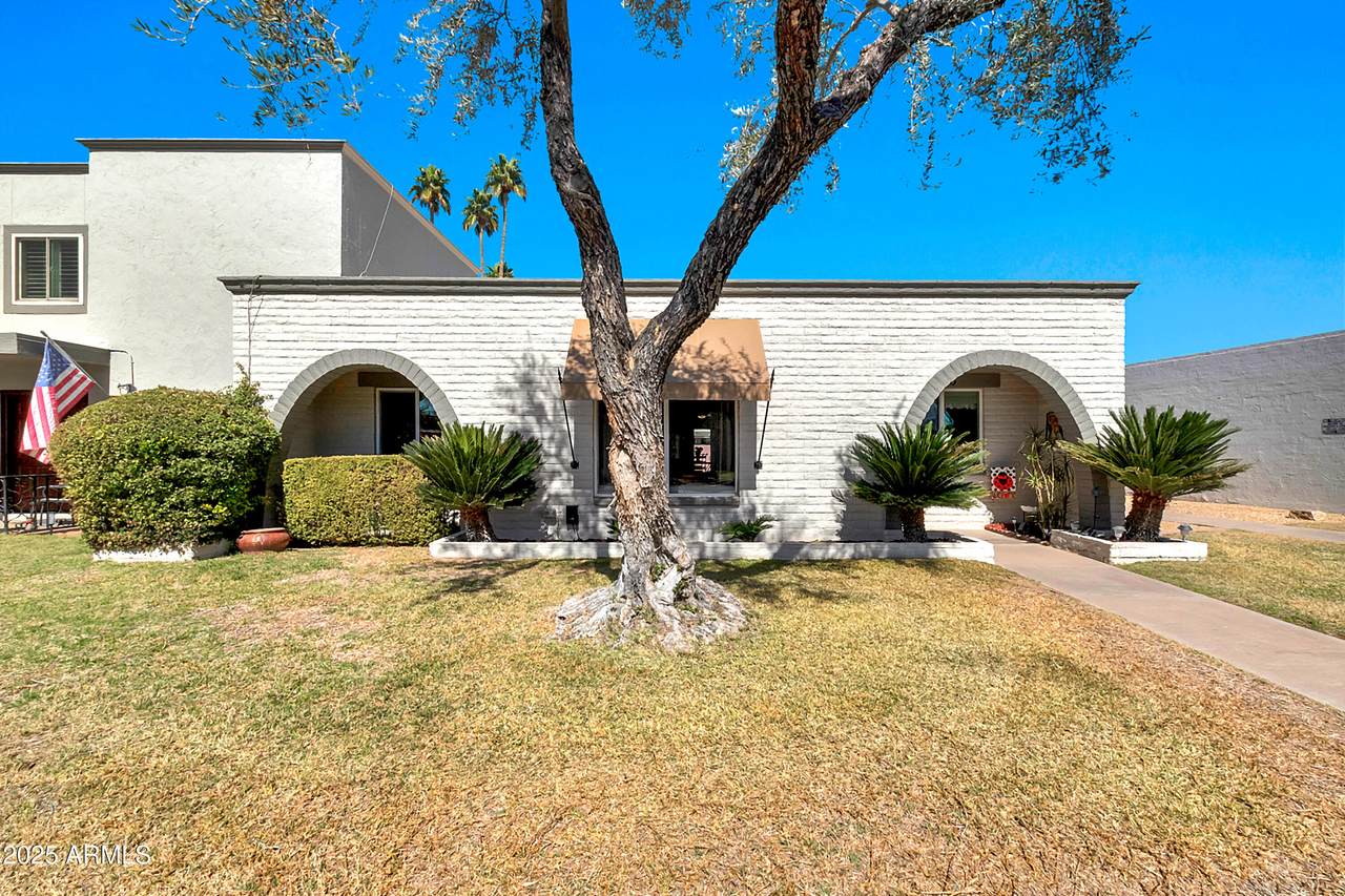 8230 Valley Vista Drive - Photo 1