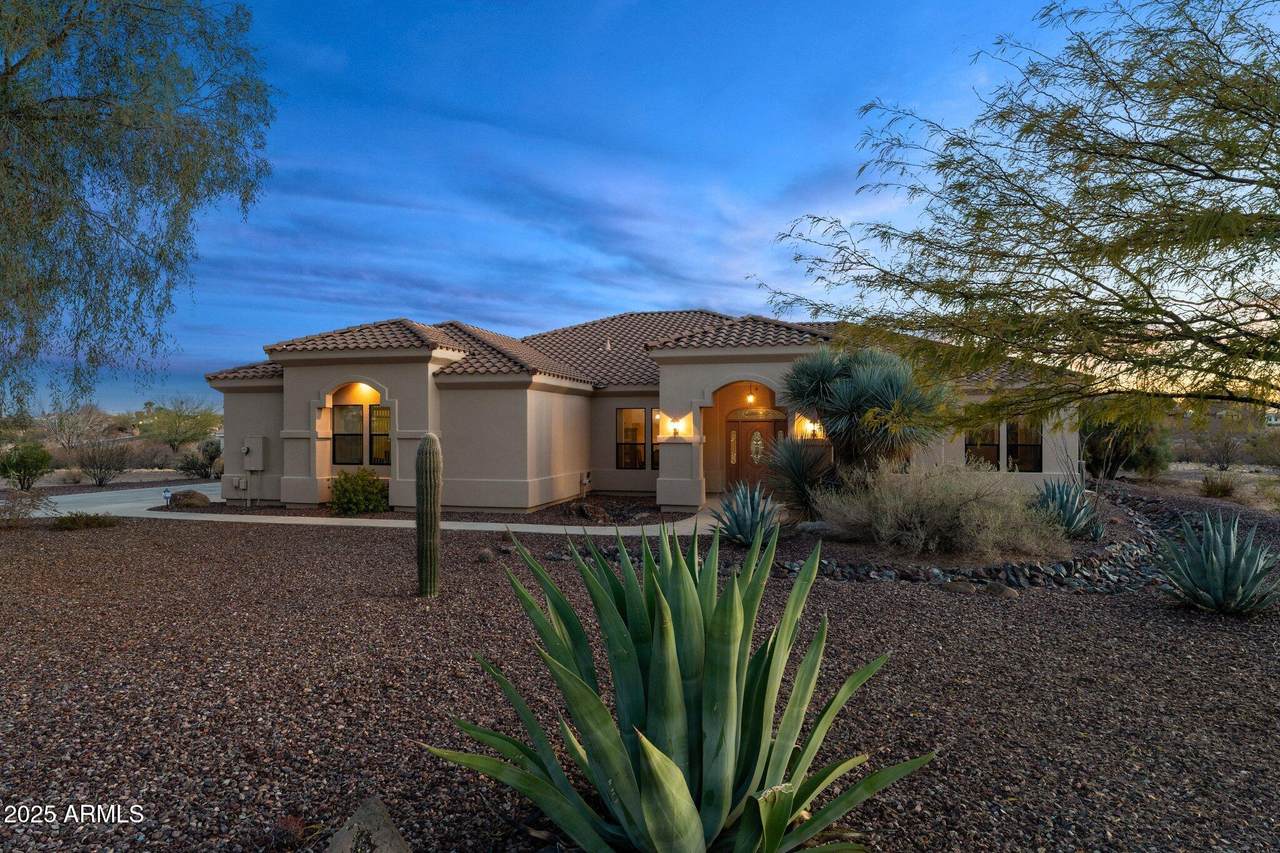 2855 Silver Spur Drive - Photo 1