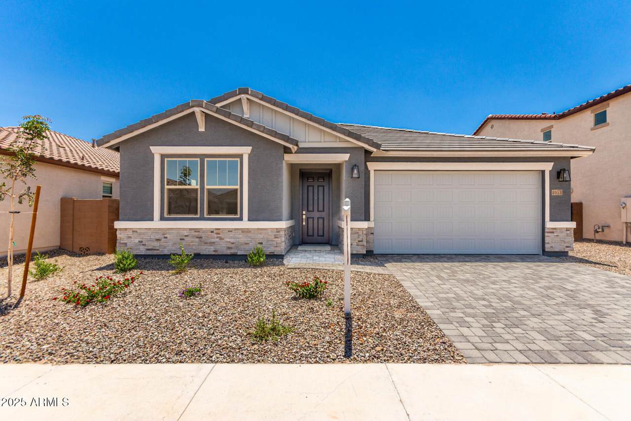 40531 Michaels Drive - Photo 1