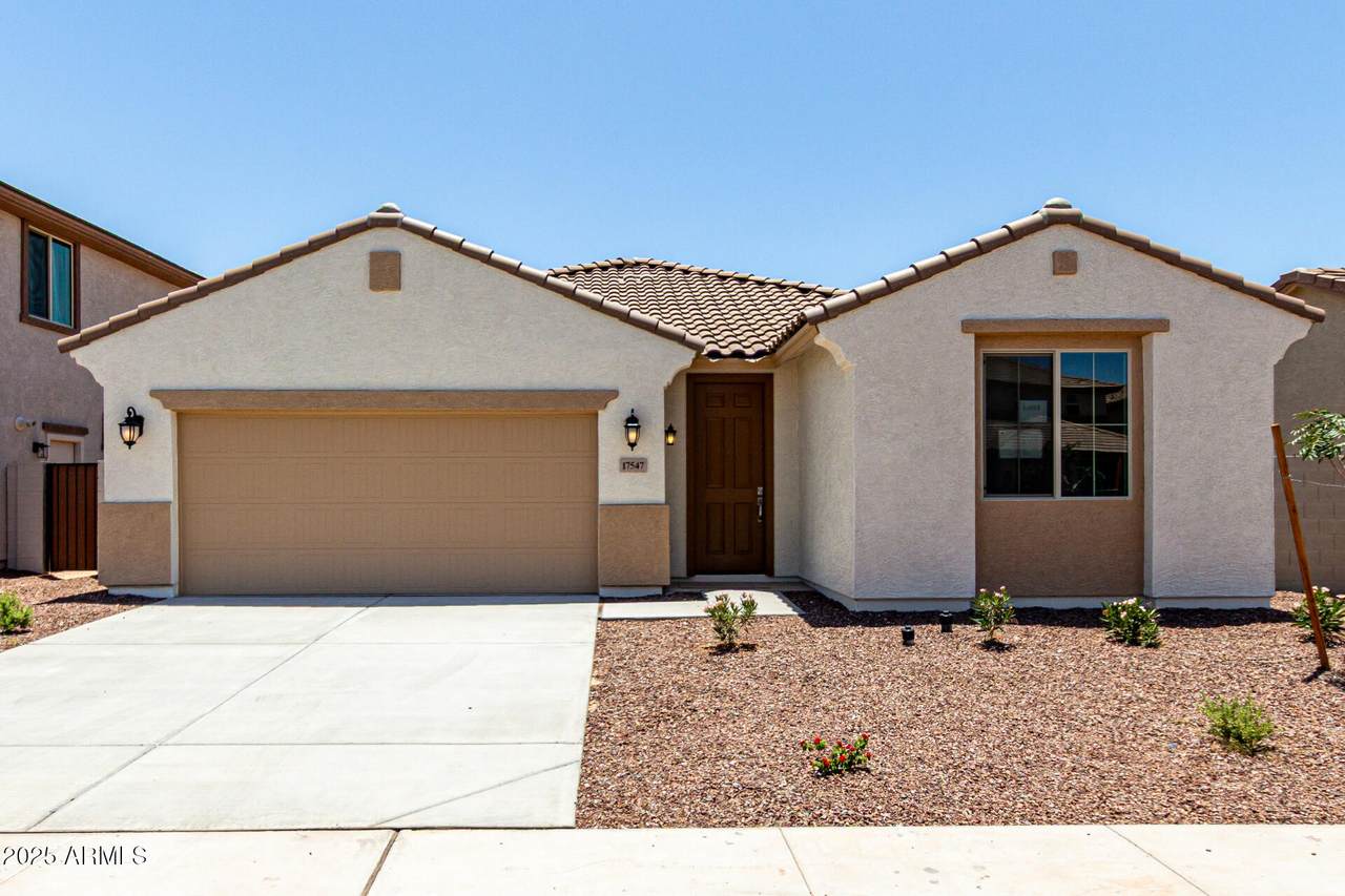 17547 Lupine Avenue - Photo 1