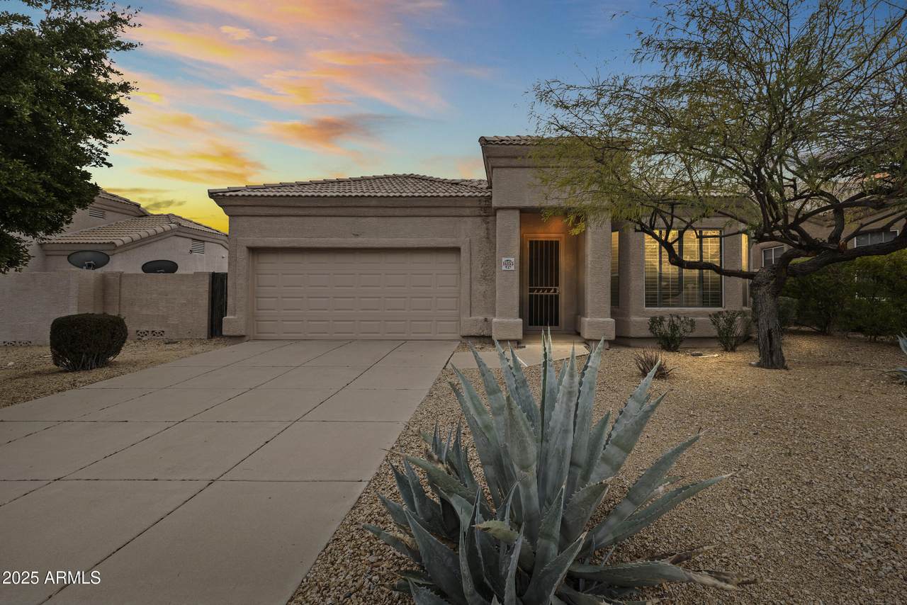 16155 Glenview Place - Photo 1