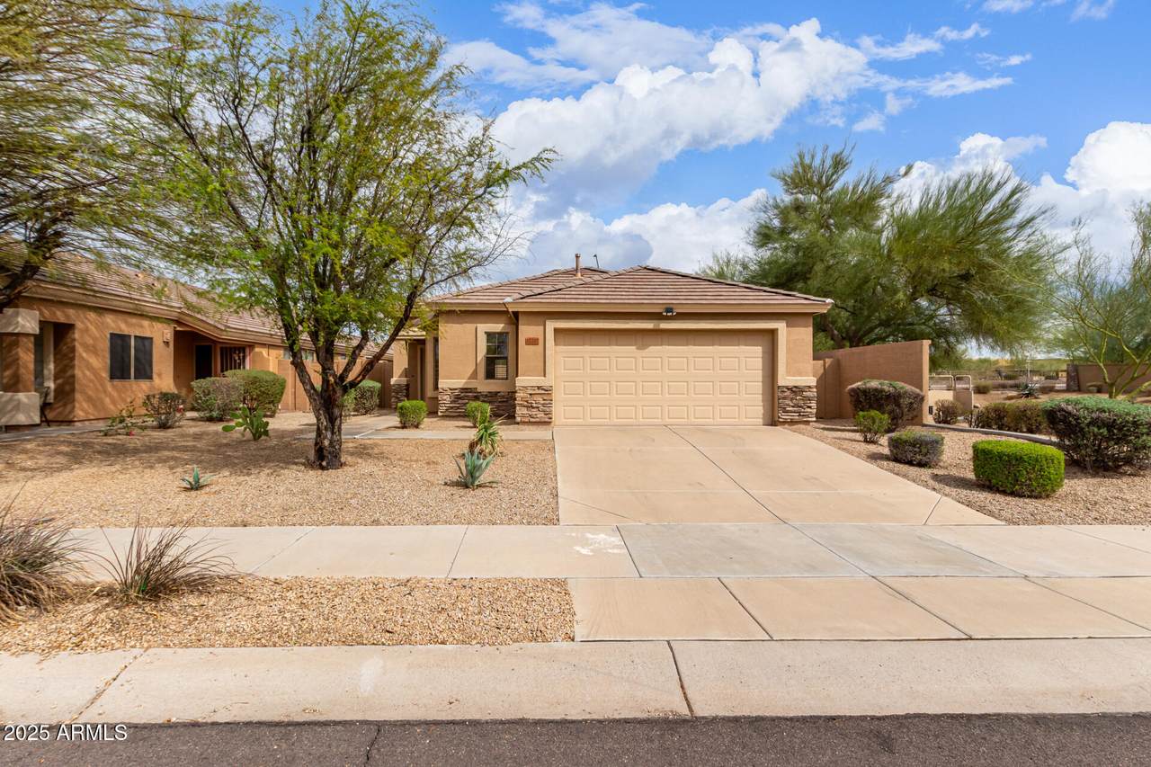 12787 175TH Avenue - Photo 1