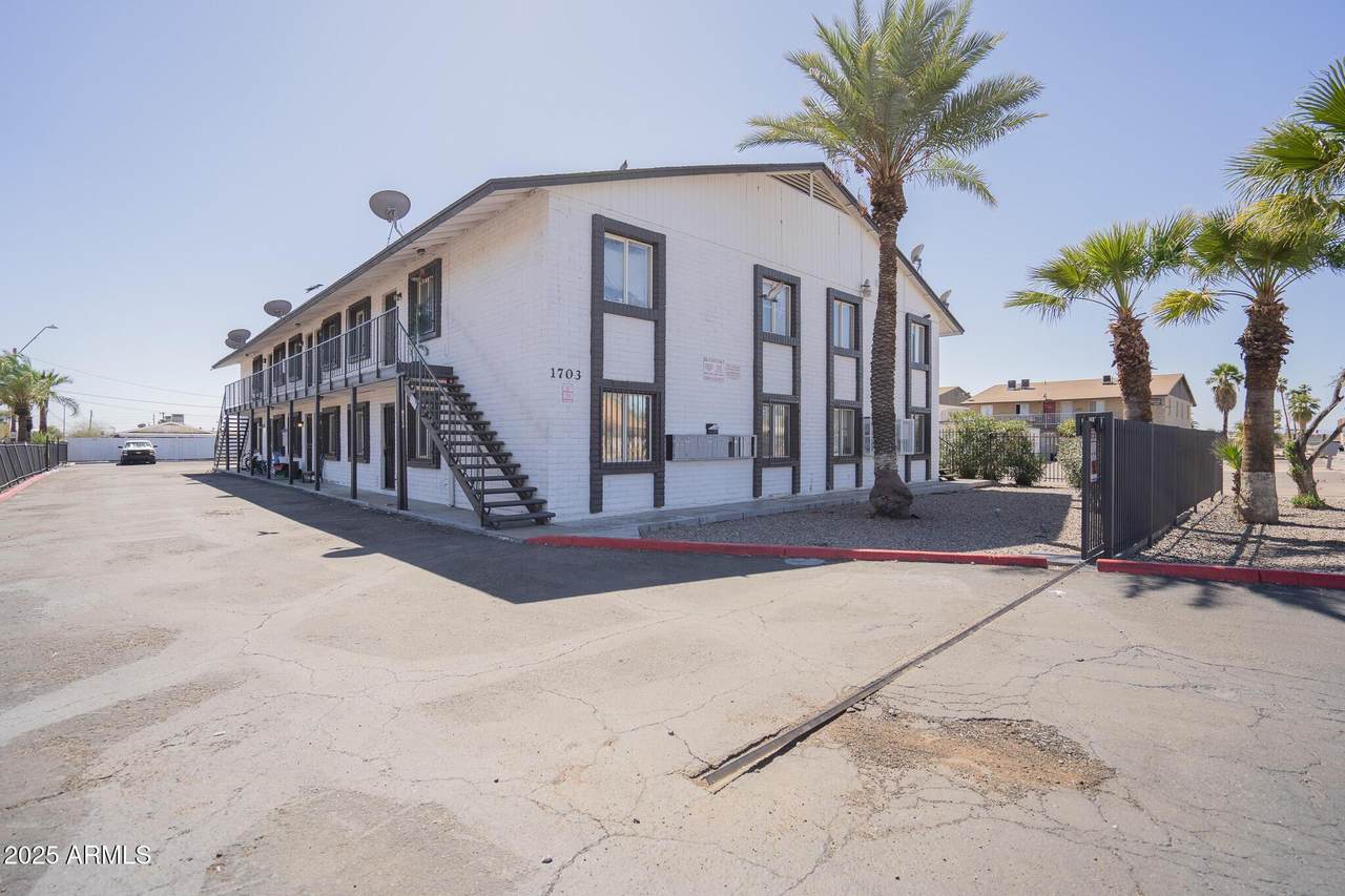 1703 Mountain View Road - Photo 1