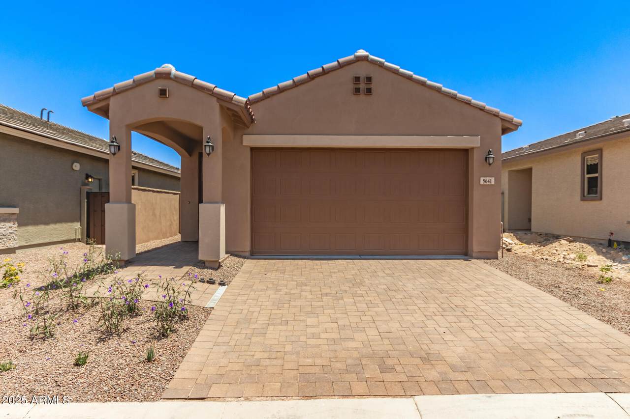 5641 205TH Lane - Photo 1