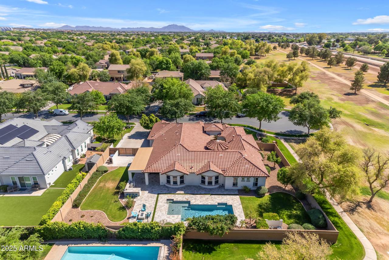 2820 Page Court - Photo 1