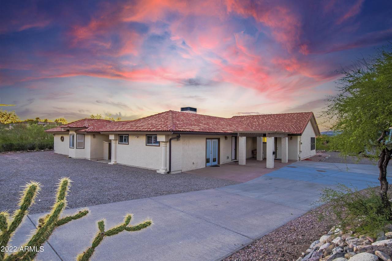 780 Saguaro Drive - Photo 1