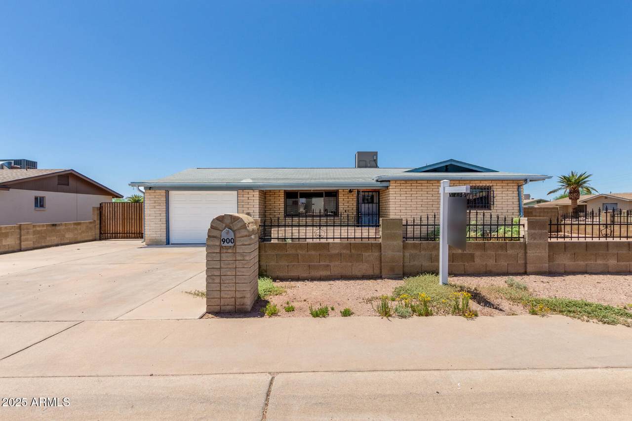 900 Palo Verde Drive - Photo 1