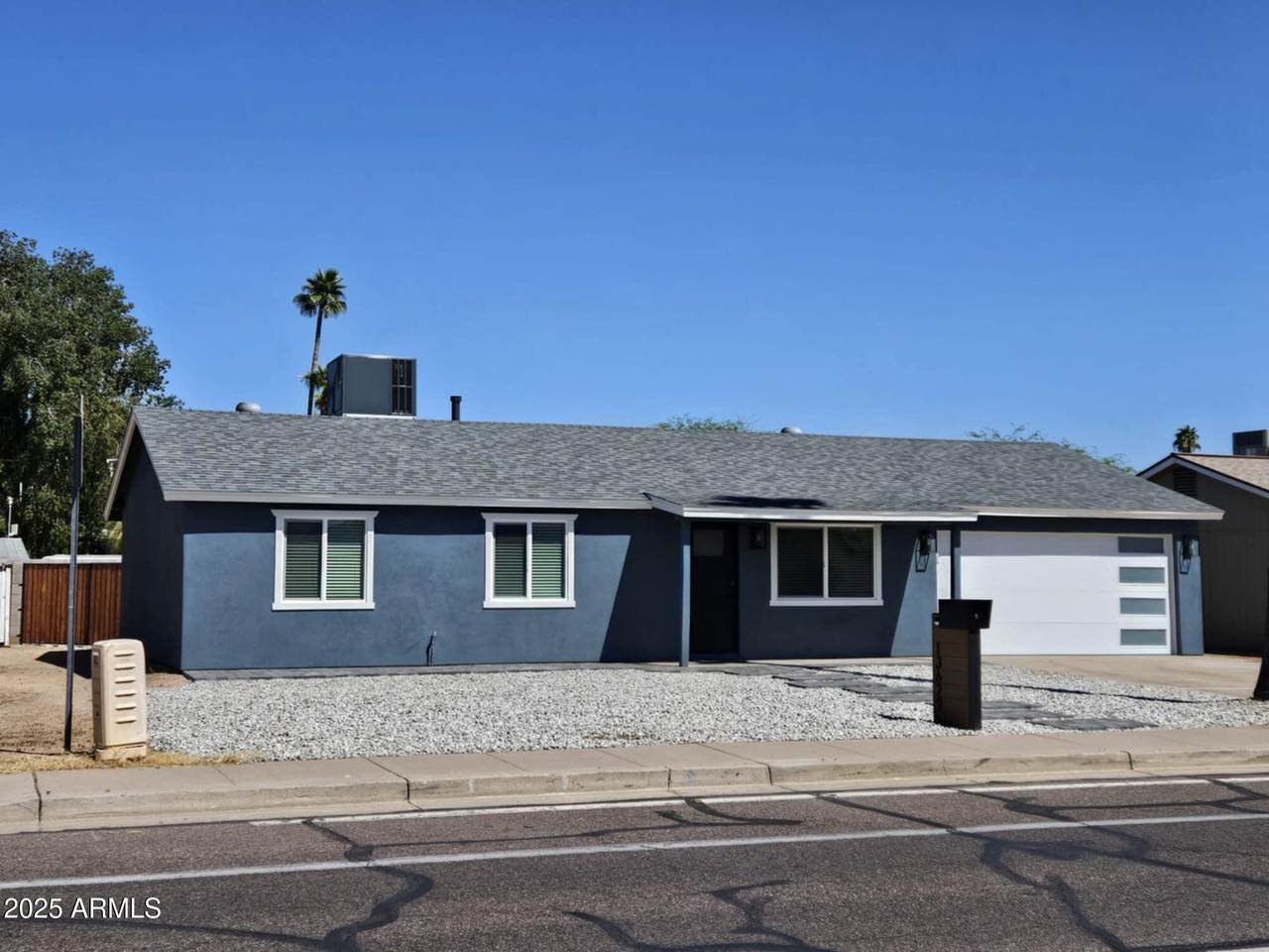 13629 36th Street - Photo 1