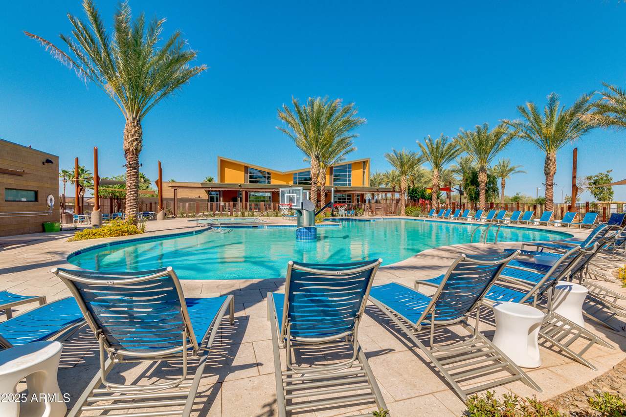 9764 Radioactive Drive - Photo 1