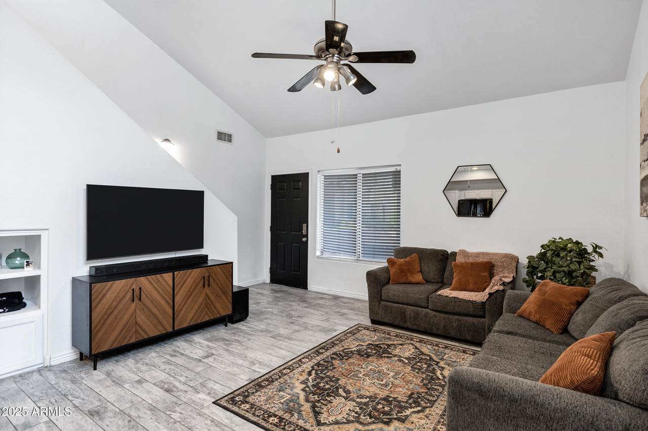 2201 Comanche Drive - Photo 1