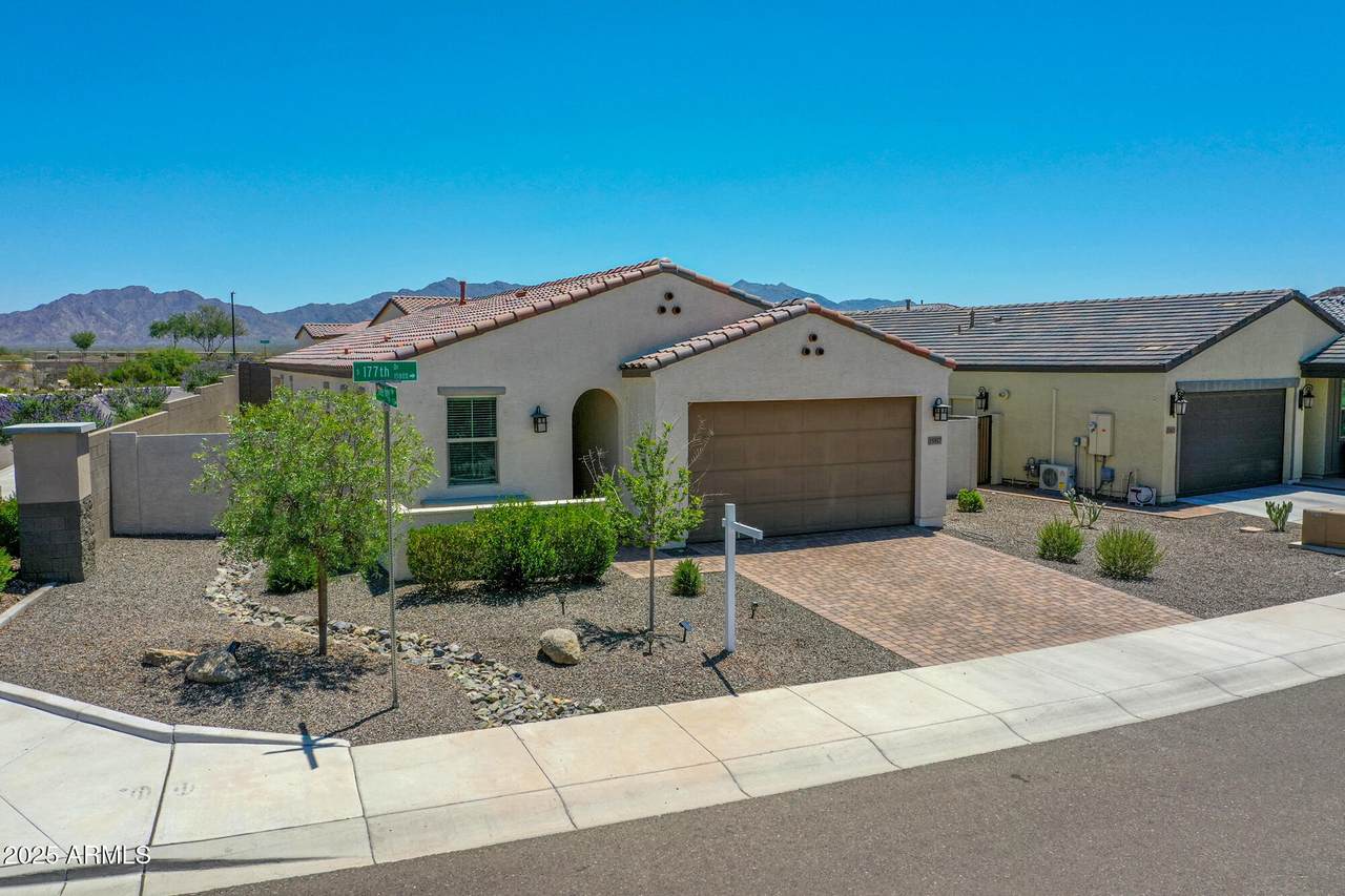 15817 177TH Drive - Photo 1