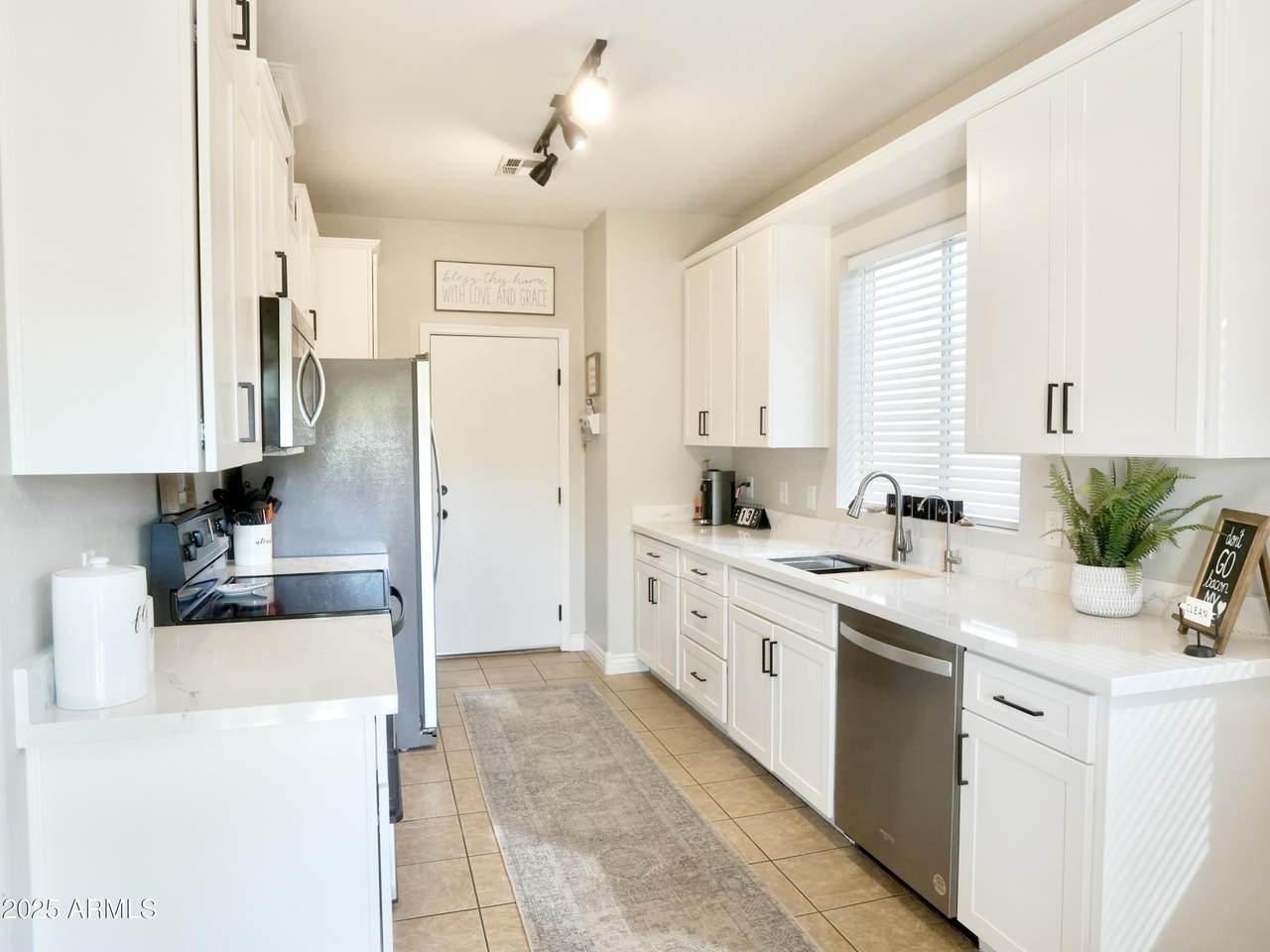 34913 30TH Drive - Photo 1