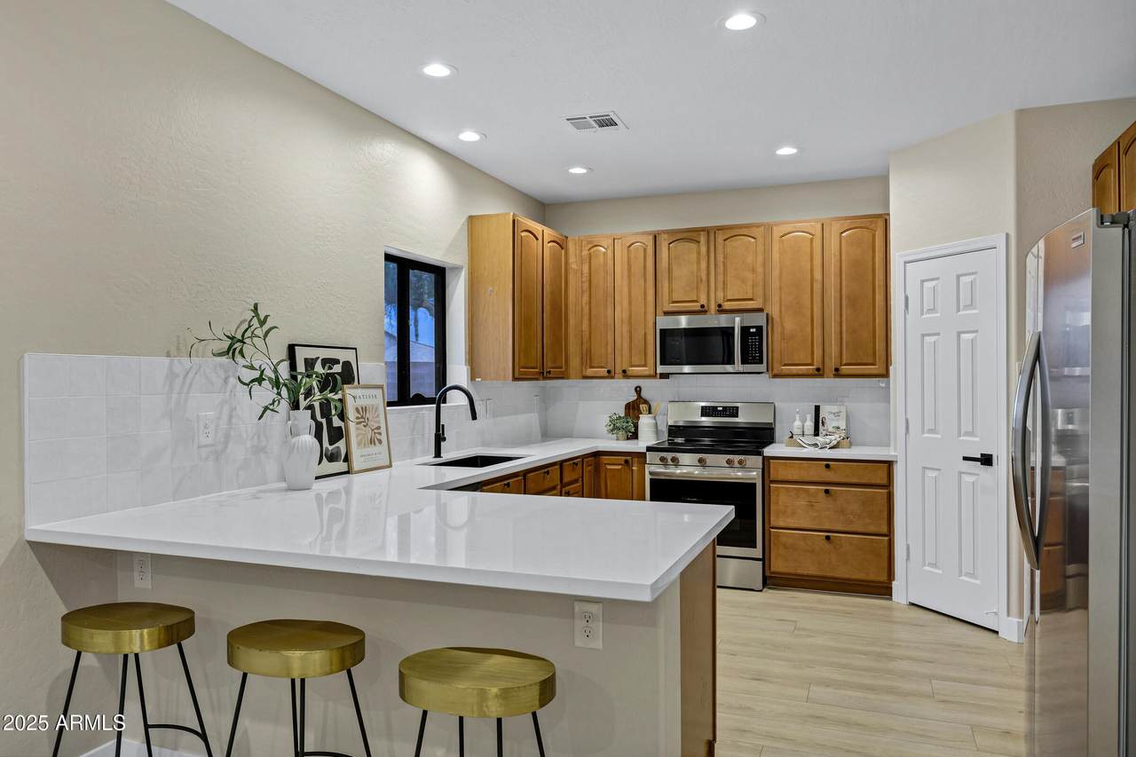 11515 Ellis Street - Photo 1