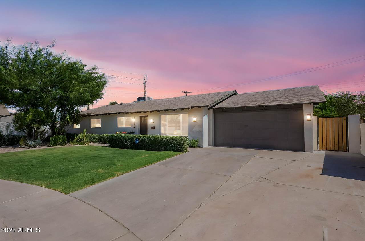8733 Cypress Street - Photo 1