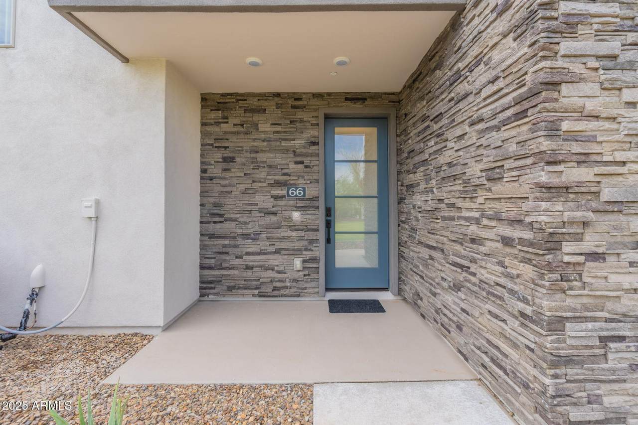 2121 Sonoran Desert Drive - Photo 1