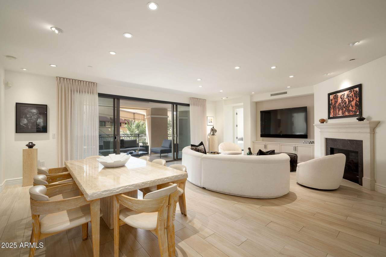 7175 Camelback Road - Photo 1