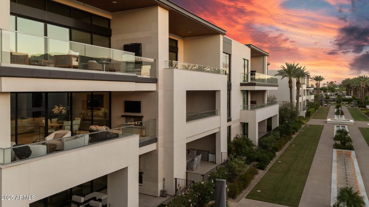 6587 Palmeraie Boulevard - Photo 1