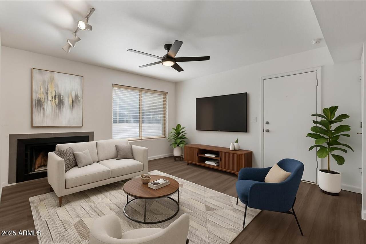 5146 Oak Street - Photo 1
