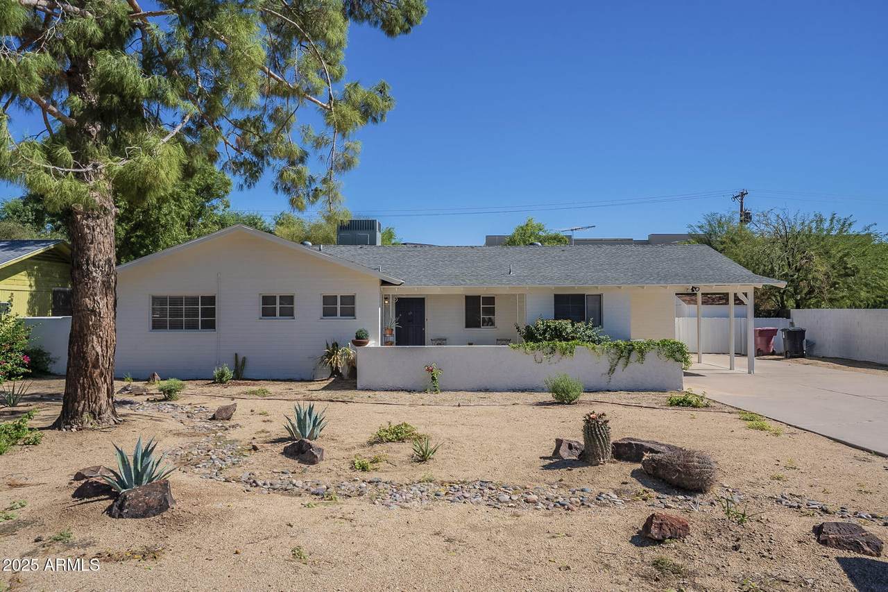 4815 70TH Street - Photo 1