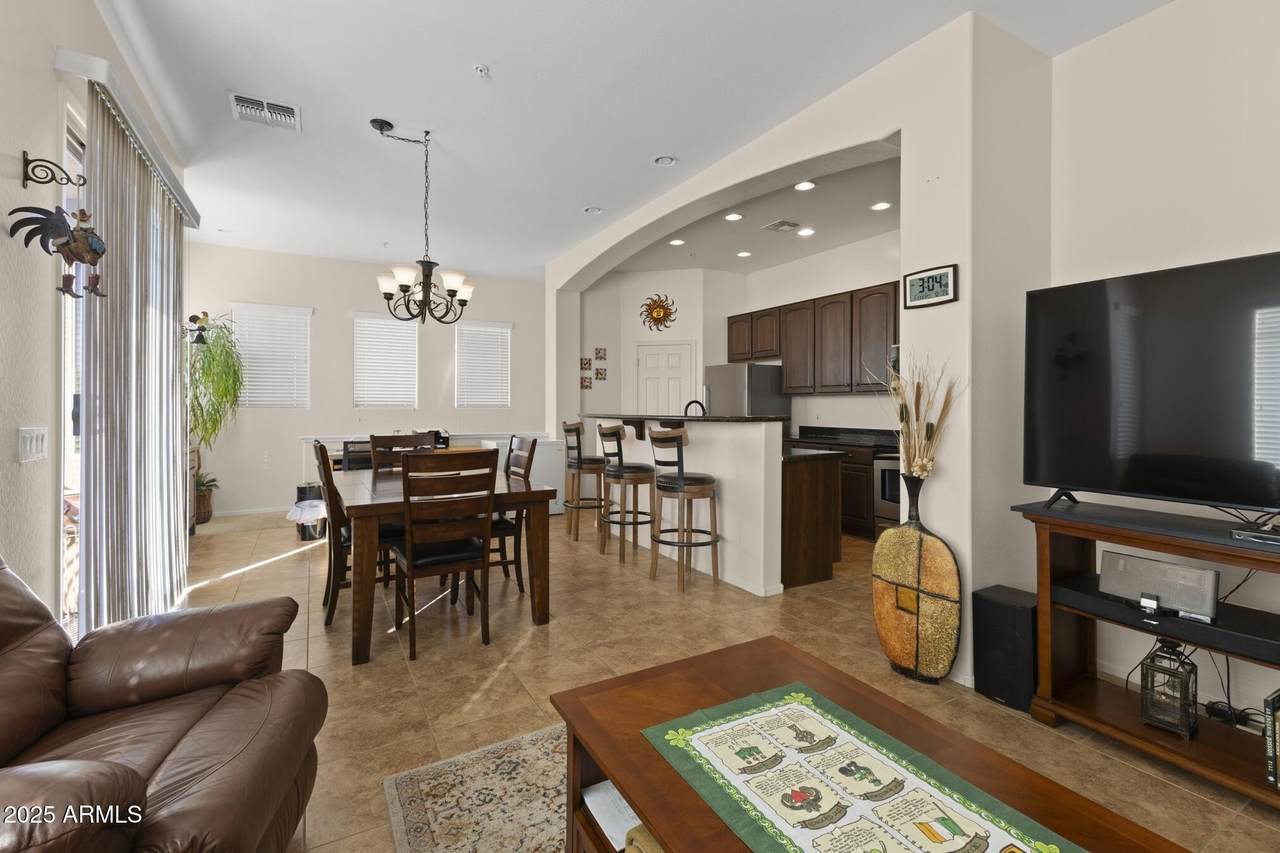 15240 142ND Avenue - Photo 1