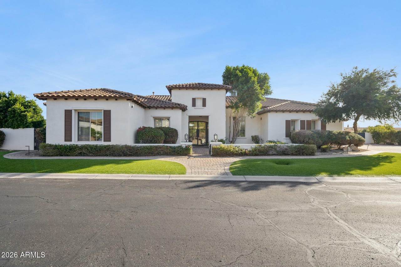 11479 87th Place - Photo 1