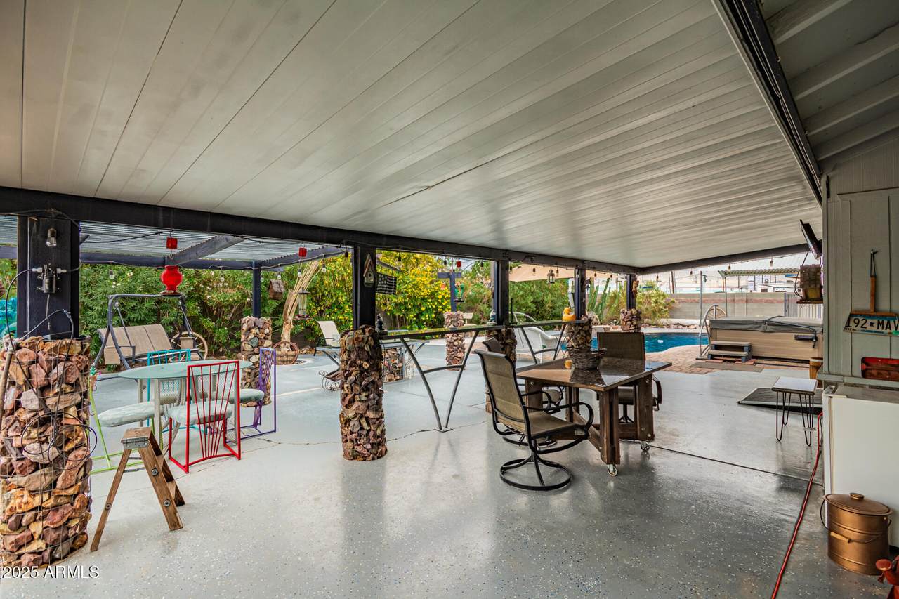 11033 Alabama Avenue - Photo 1