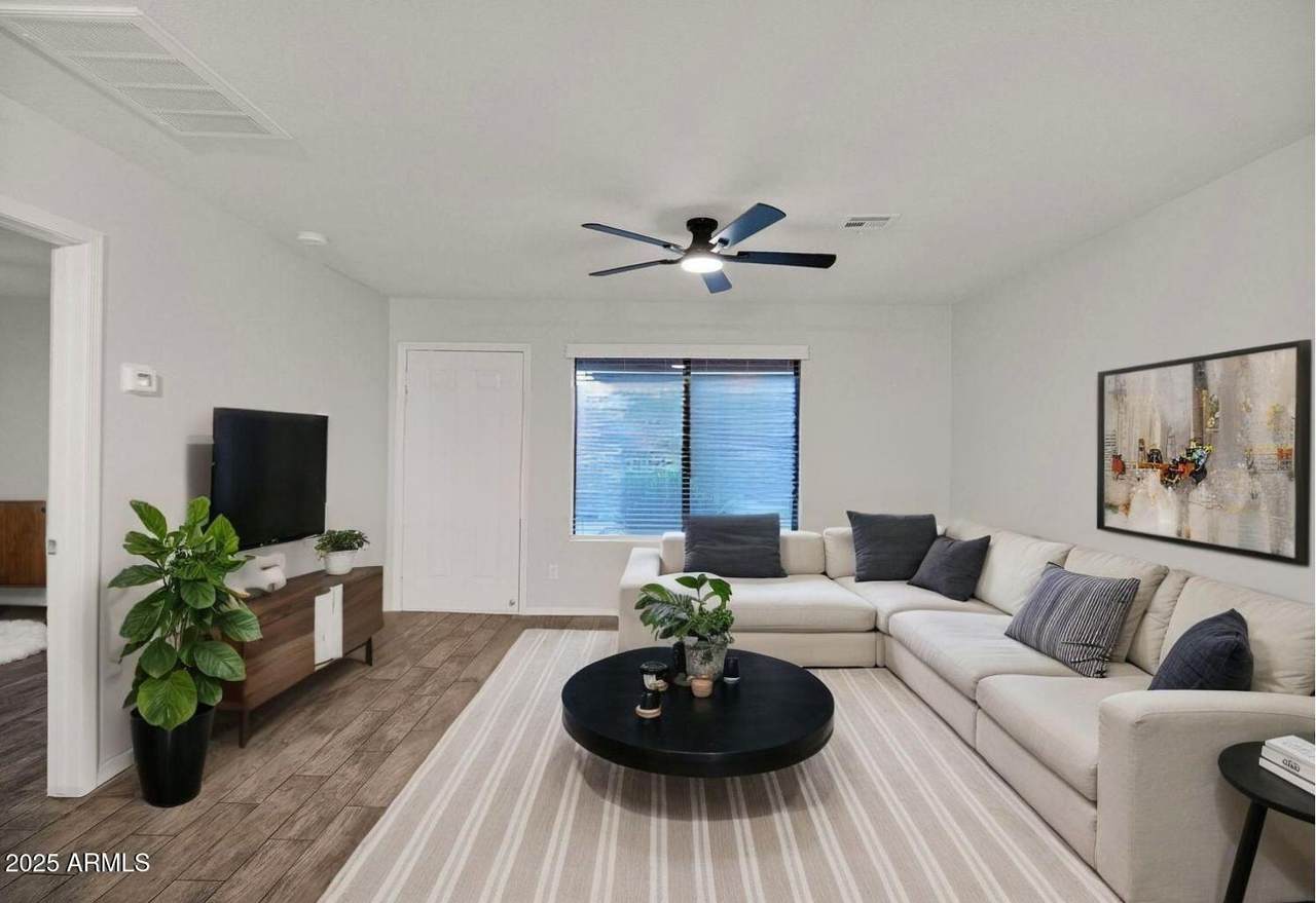 1440 Idaho Road - Photo 1