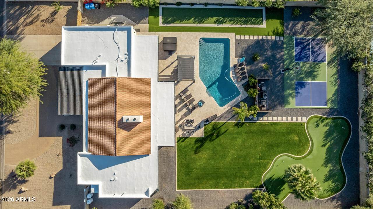 4819 Sunnyside Drive - Photo 1