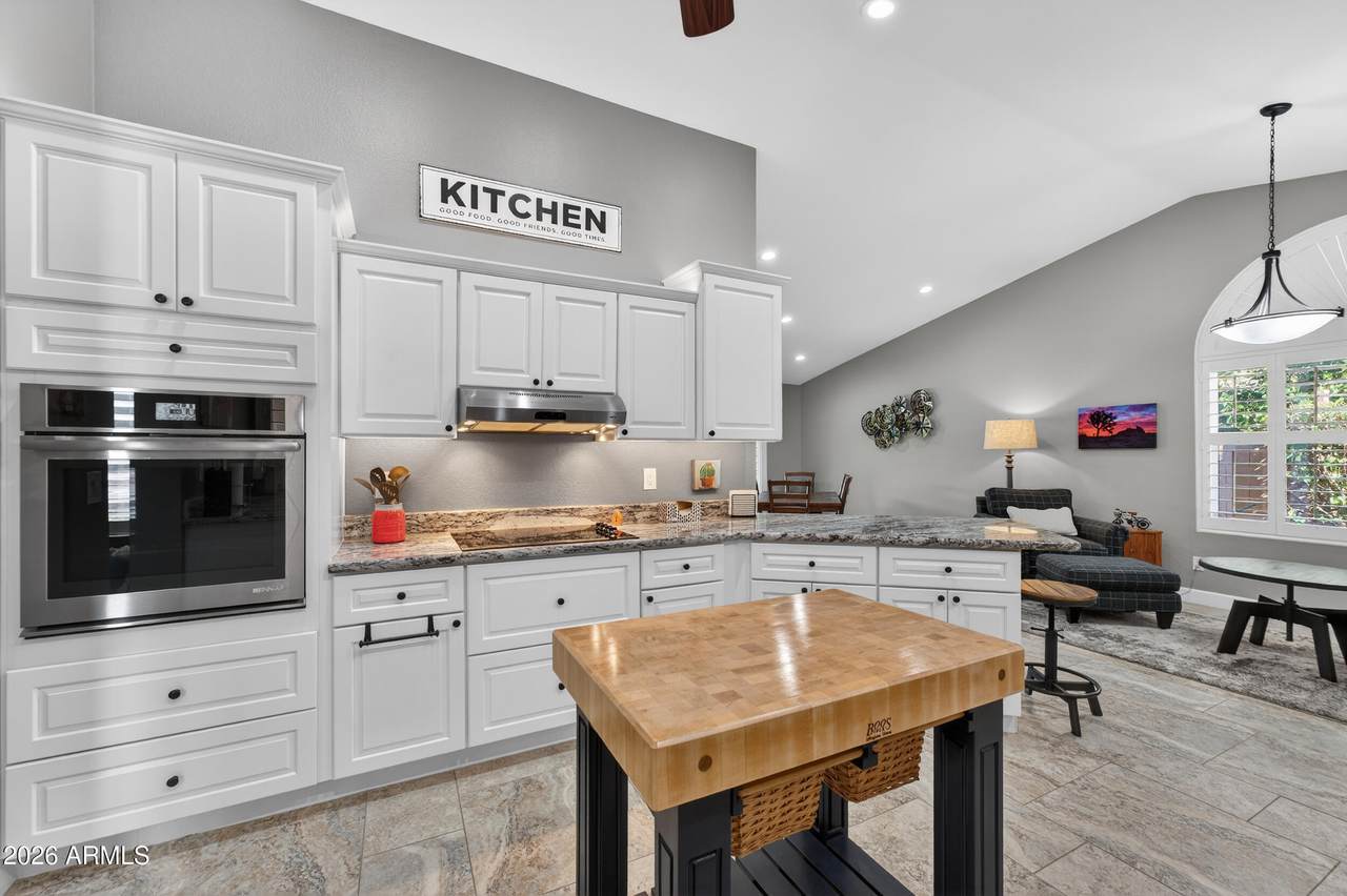 11128 Bellflower Court - Photo 1