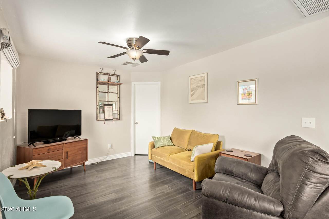 5780 Southland Boulevard - Photo 1