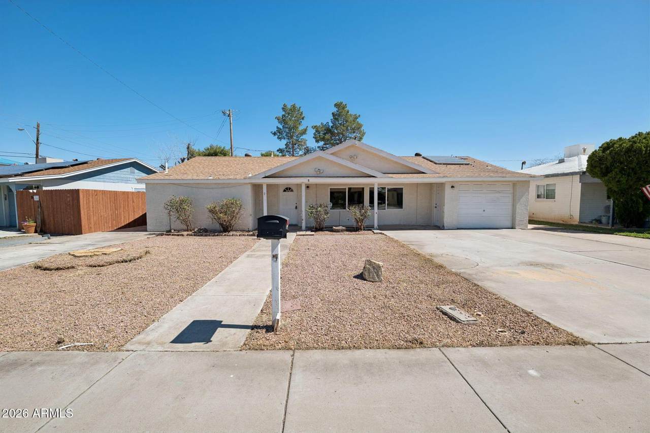 7 Catalina Street - Photo 1