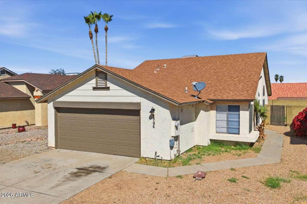 1734 Darrel Road - Photo 1