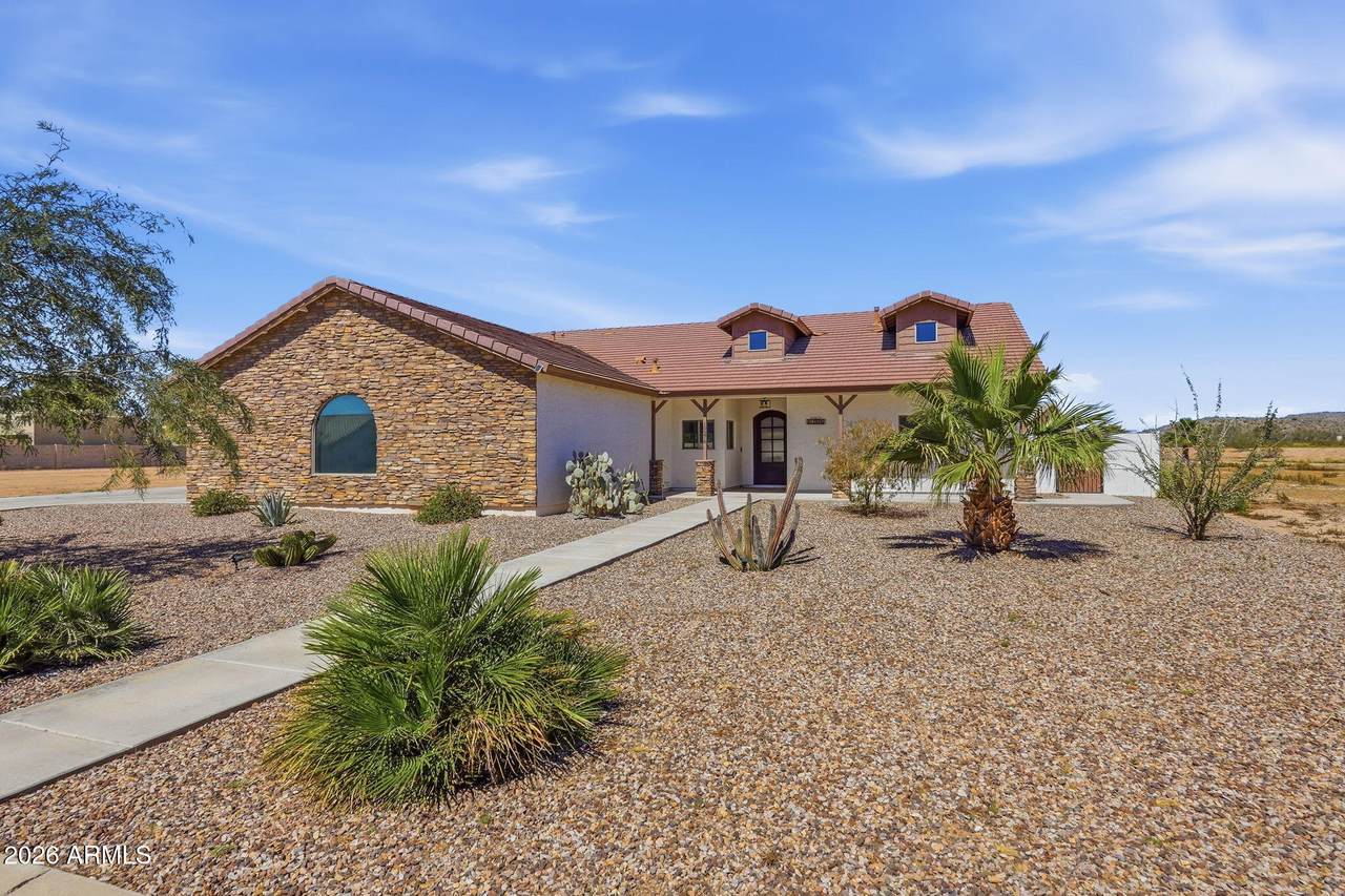 10276 Mustang Drive - Photo 1