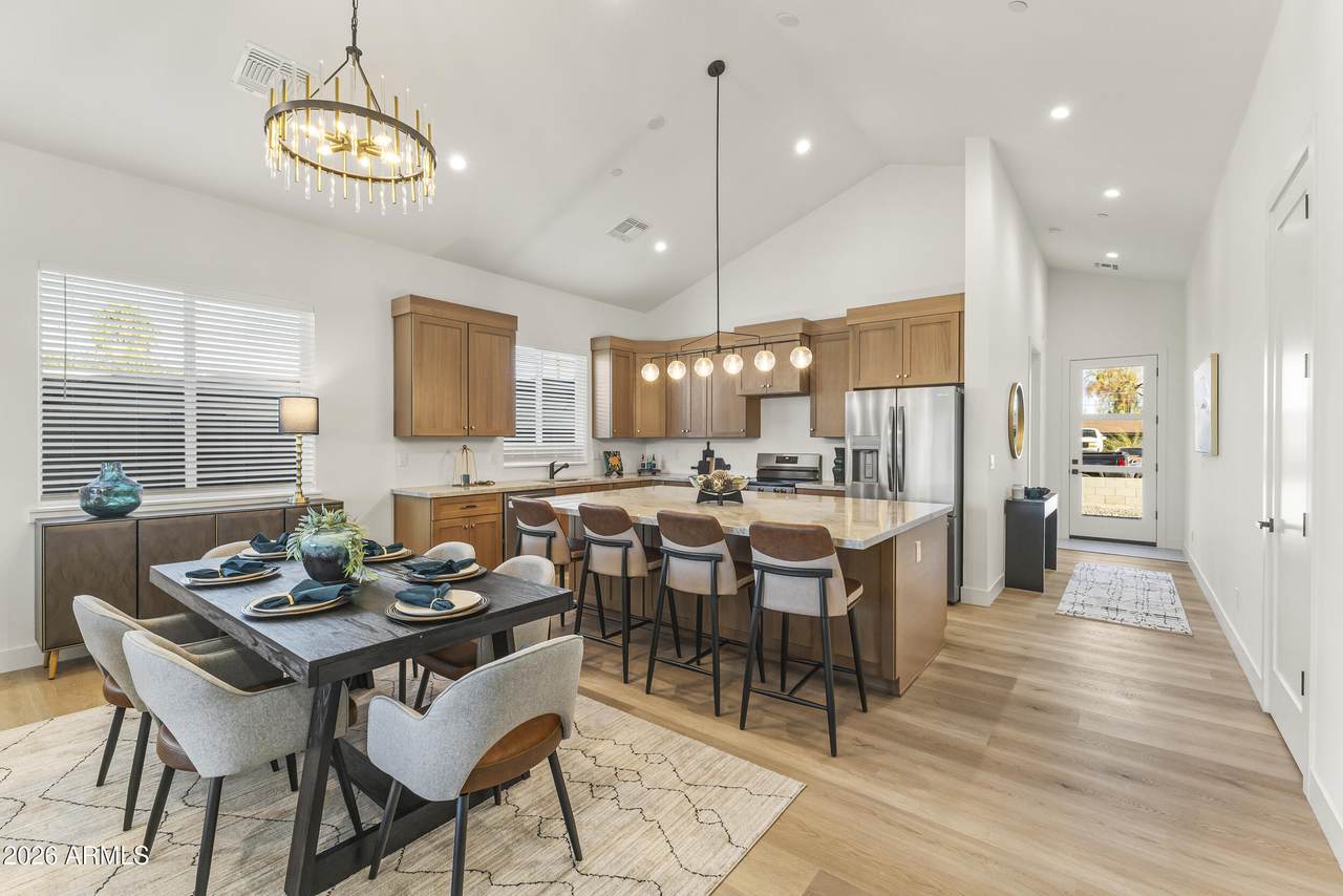 826 12TH Street - Photo 1