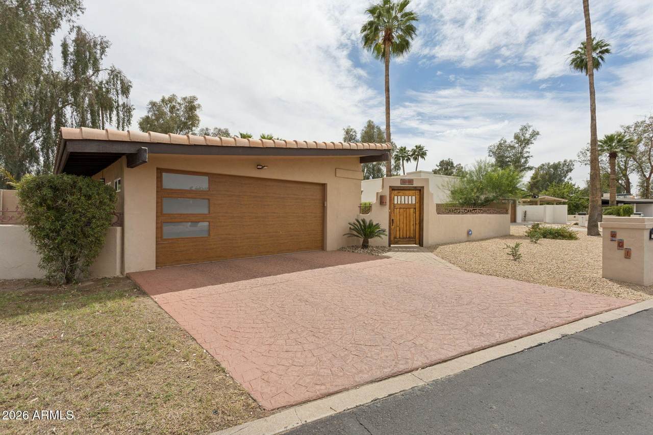 601 Gibraltar Lane - Photo 1