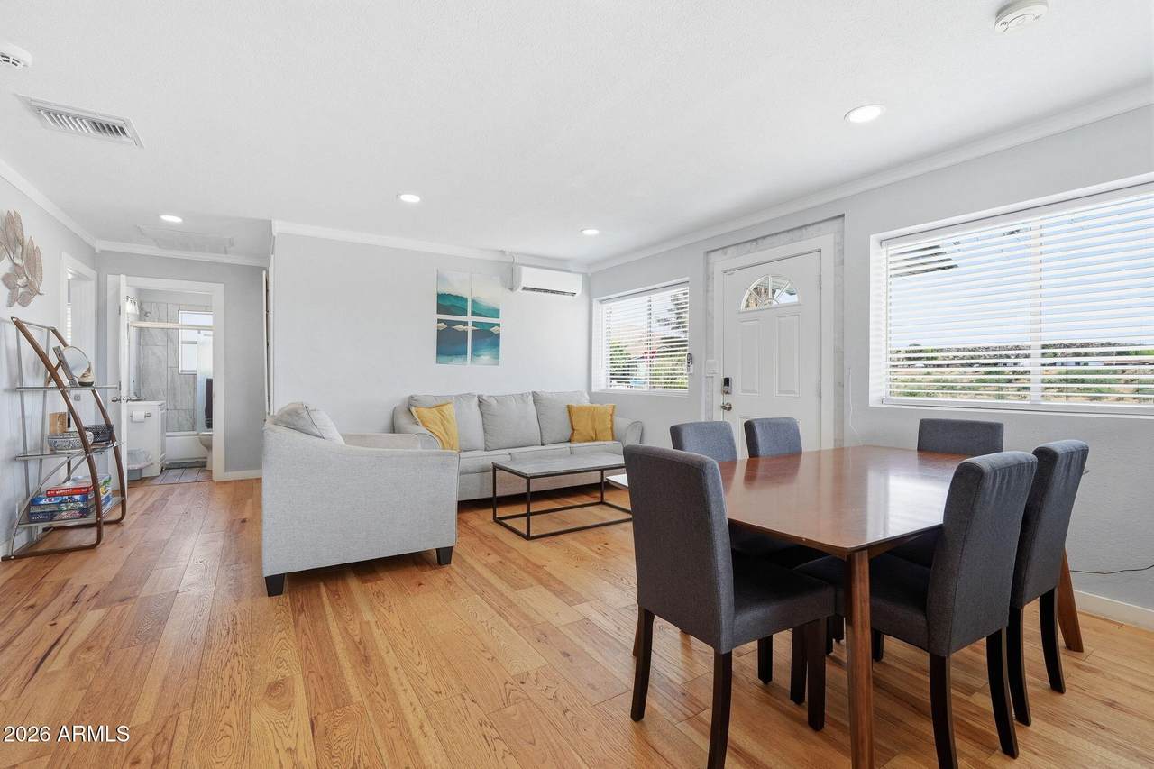 1446 Sycamore Street - Photo 1