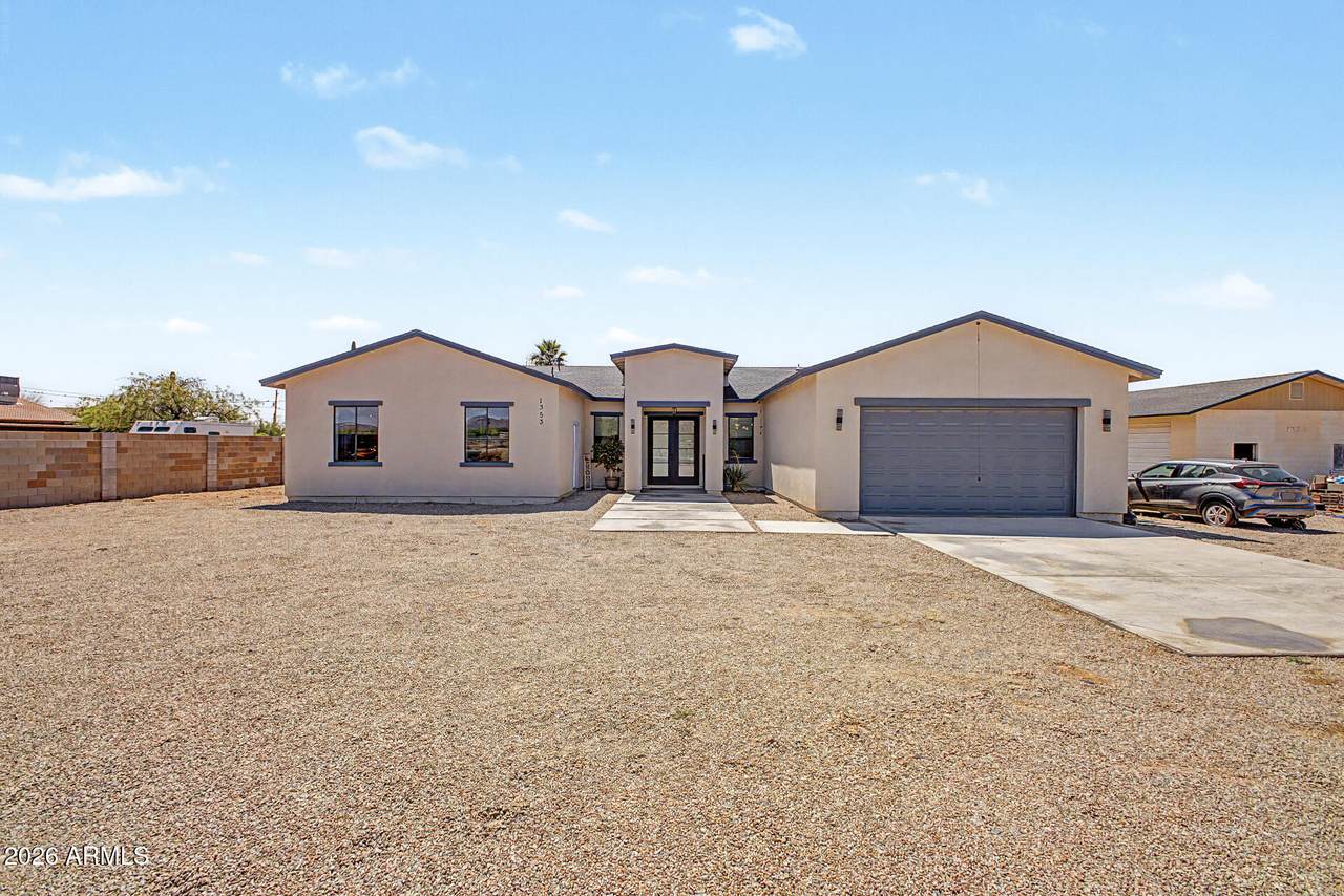 1353 Superstition Boulevard - Photo 1