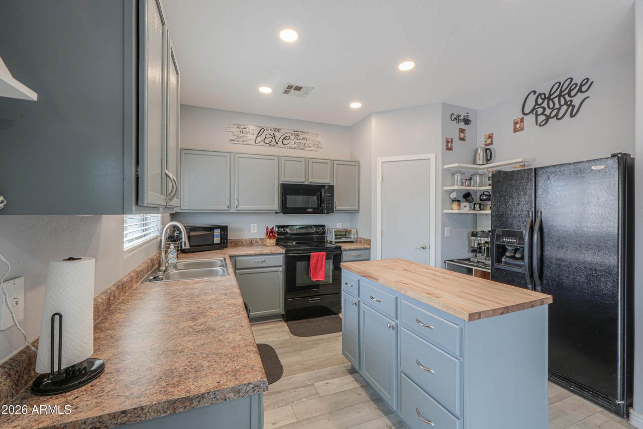 45574 Tulip Lane - Photo 1